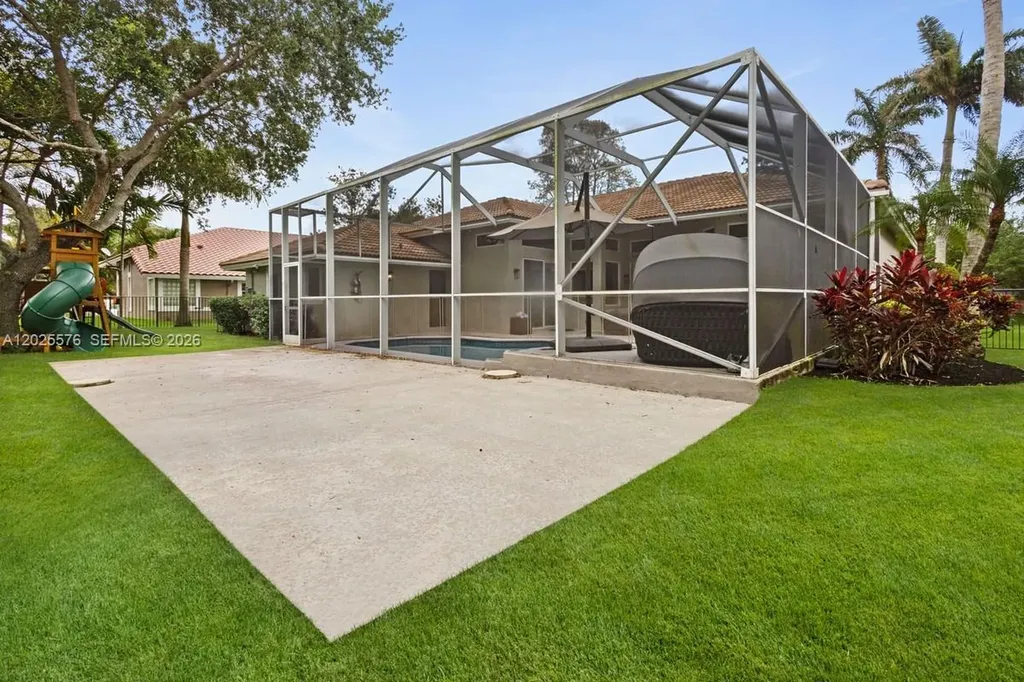 12123 NW 10th Manor Coral Springs FL 33071