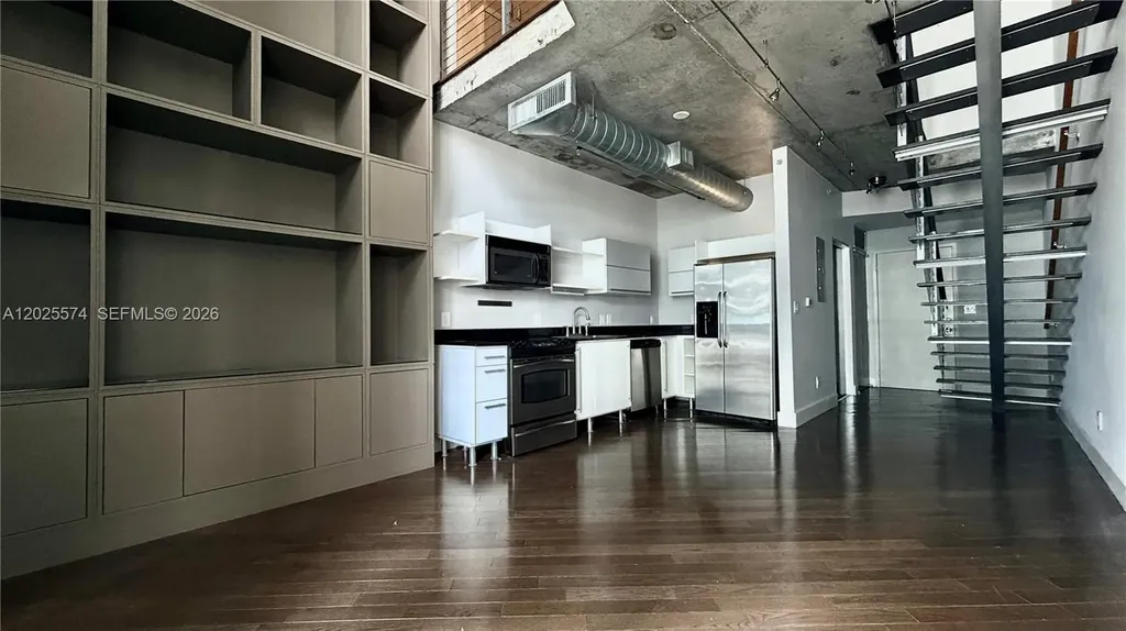 690 SW 1st Court Miami FL 33130