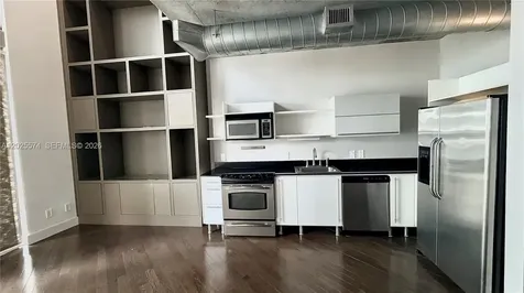 690 SW 1st Court Miami FL 33130