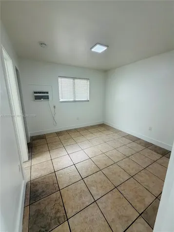 775 NE 128th Street North Miami FL 33161