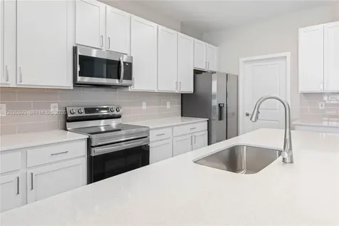 410 La Croix Road SW Palm Bay FL 32908