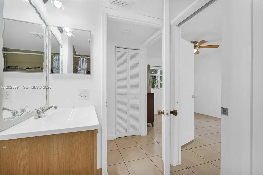 3680 N 56th Avenue Hollywood FL 33021