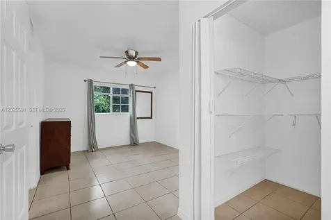 3680 N 56th Avenue Hollywood FL 33021