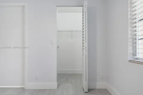 2098 Madeira Drive Weston FL 33327