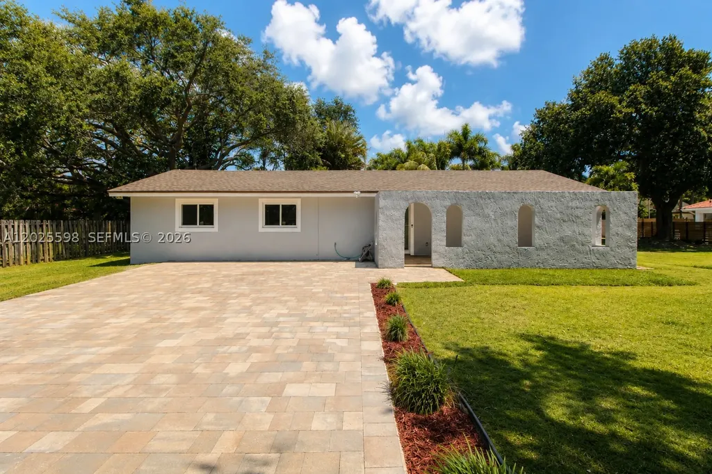 9421 SW 150th Street Miami FL 33176