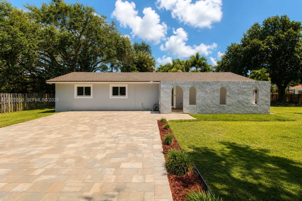 9421 SW 150th Street Miami FL 33176