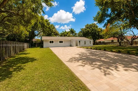 9421 SW 150th Street Miami FL 33176