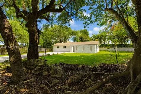 9421 SW 150th Street Miami FL 33176