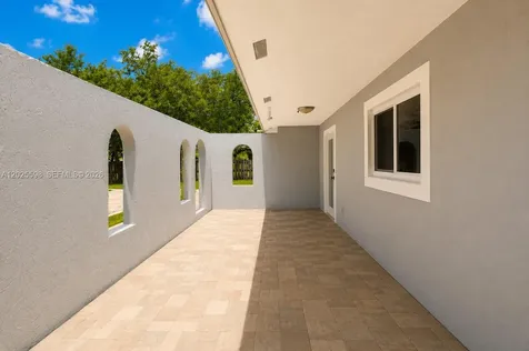 9421 SW 150th Street Miami FL 33176