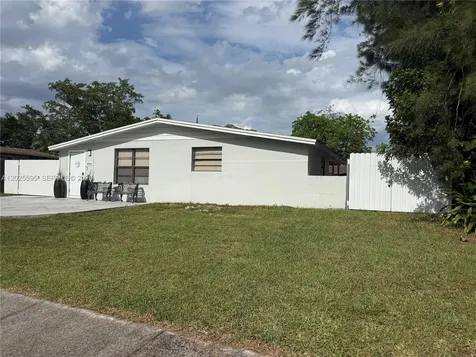 3900 SW 60th Avenue Davie FL 33314