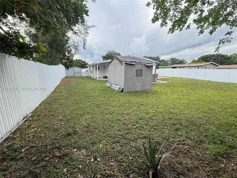 3900 SW 60th Avenue Davie FL 33314