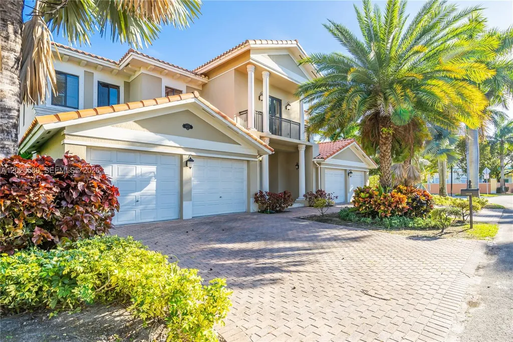 19529 SW 80th Court Cutler Bay FL 33157