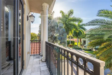 19529 SW 80th Court Cutler Bay FL 33157