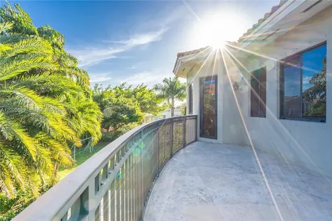 19529 SW 80th Court Cutler Bay FL 33157