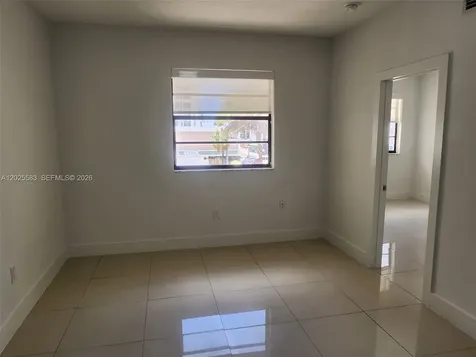 2700 Collins Avenue Miami Beach FL 33140