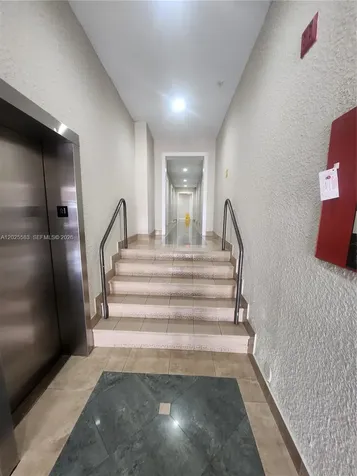 2700 Collins Avenue Miami Beach FL 33140