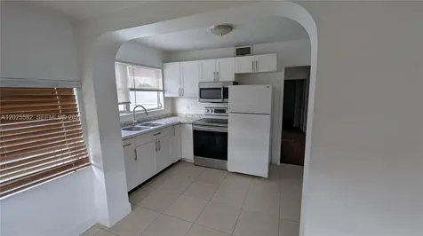 708 NE 4th Street Hallandale Beach FL 33009