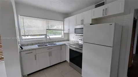 708 NE 4th Street Hallandale Beach FL 33009