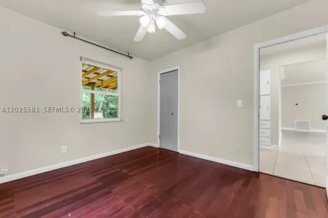 1210 S 24th Terrace Hollywood FL 33020