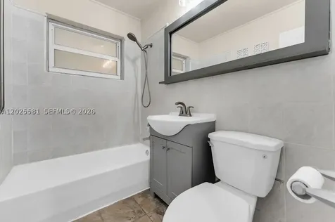 1210 S 24th Terrace Hollywood FL 33020