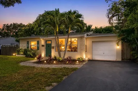 1210 S 24th Terrace Hollywood FL 33020