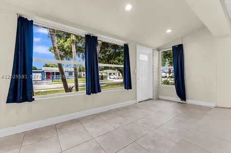1210 S 24th Terrace Hollywood FL 33020