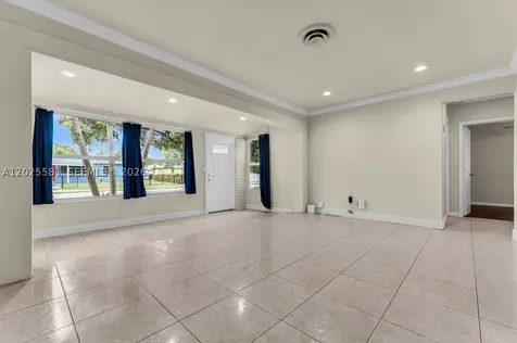 1210 S 24th Terrace Hollywood FL 33020