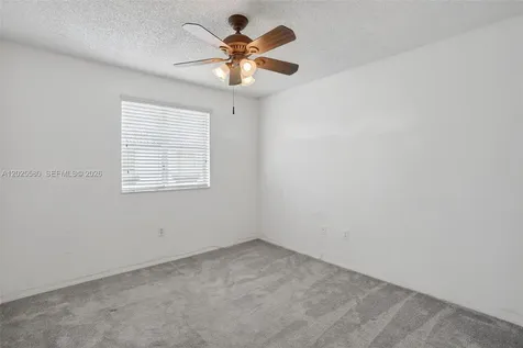 2209 SE 24th Place Homestead FL 33035