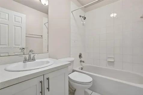 2209 SE 24th Place Homestead FL 33035