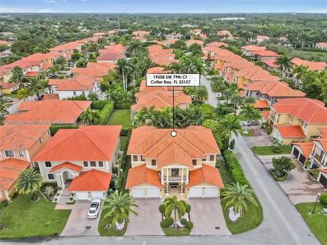 19508 SW 79th Court Cutler Bay FL 33157