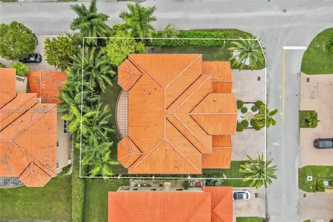 19508 SW 79th Court Cutler Bay FL 33157