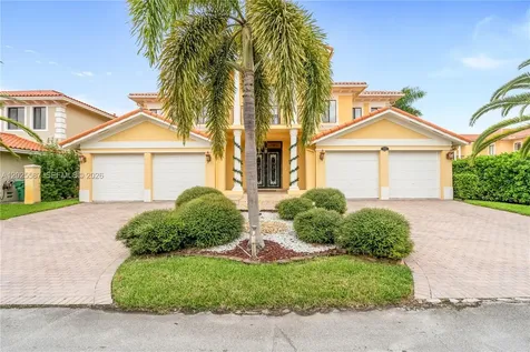 19508 SW 79th Court Cutler Bay FL 33157
