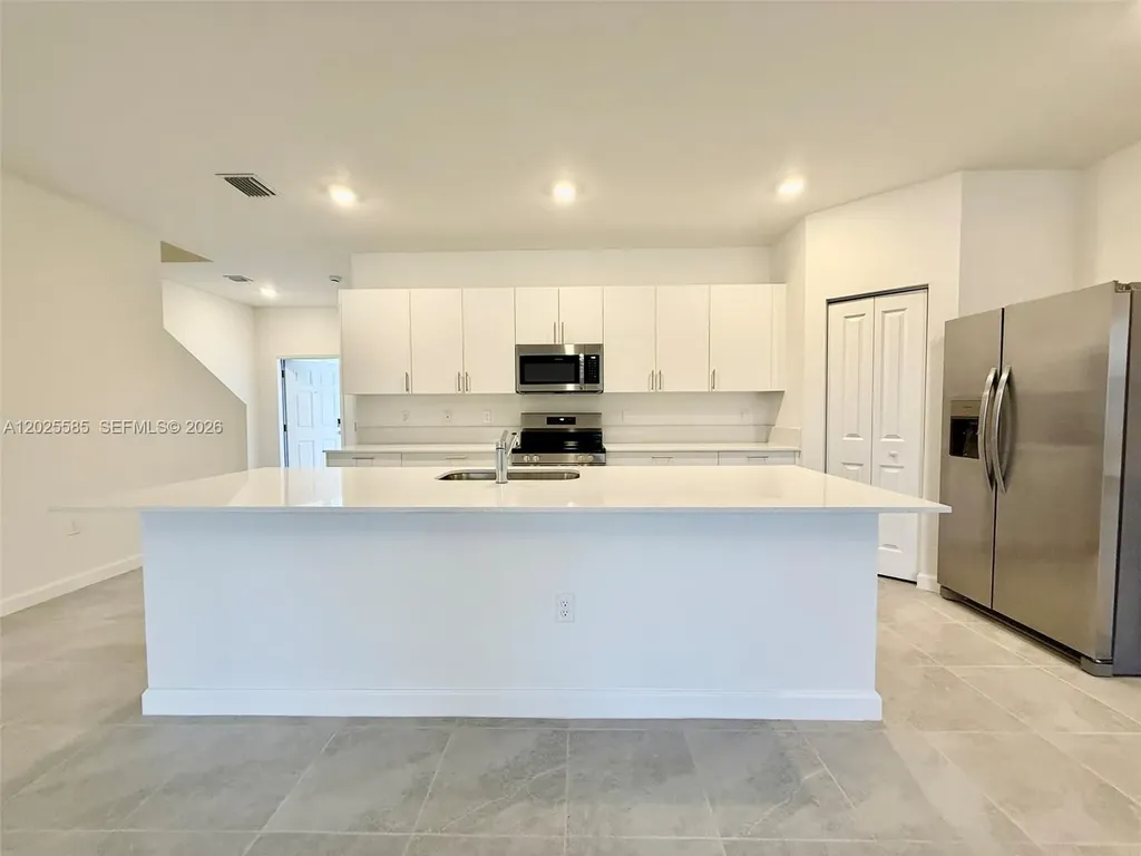 2958 Park Place Dania Beach FL 33312