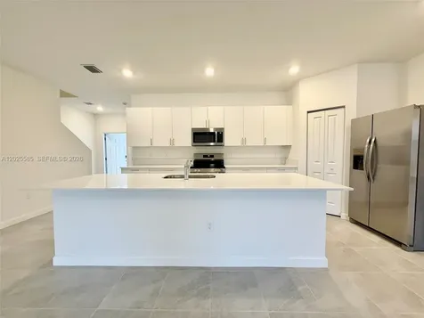2958 Park Place Dania Beach FL 33312