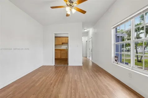 1045 NW 115th Street Miami FL 33168