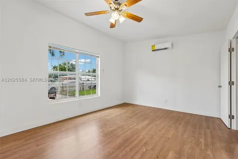 1045 NW 115th Street Miami FL 33168