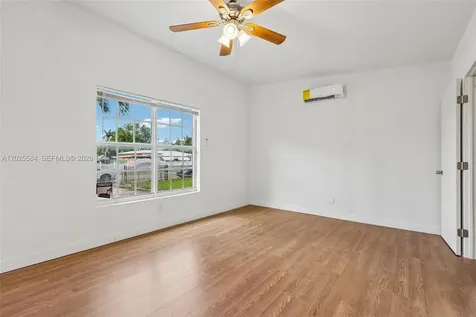 1045 NW 115th Street Miami FL 33168