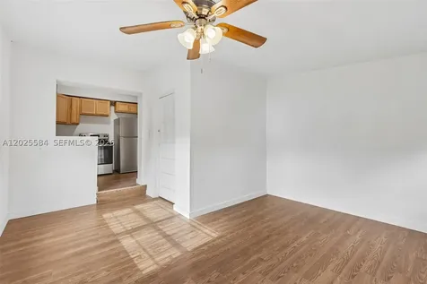 1045 NW 115th Street Miami FL 33168