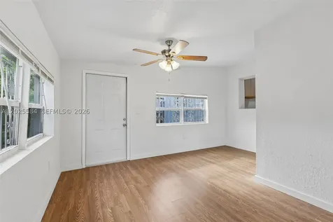 1045 NW 115th Street Miami FL 33168