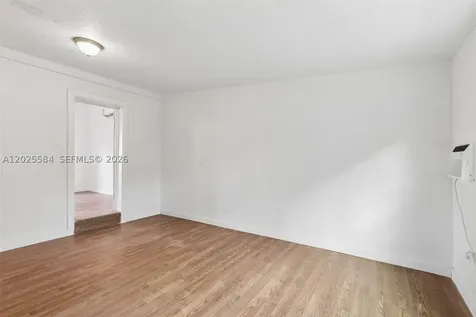 1045 NW 115th Street Miami FL 33168