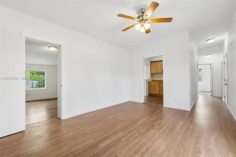 1045 NW 115th Street Miami FL 33168