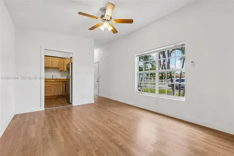 1045 NW 115th Street Miami FL 33168