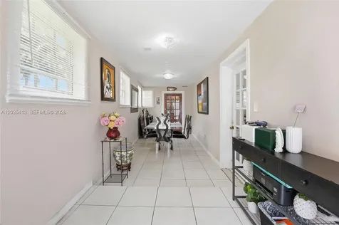 7762 NW 9th Avenue Miami FL 33150