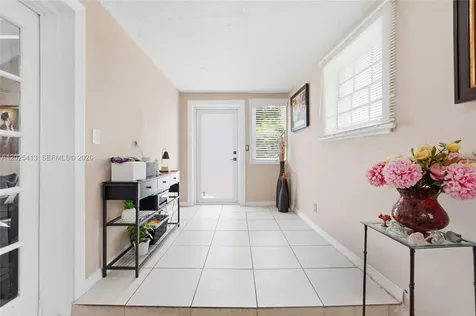 7762 NW 9th Avenue Miami FL 33150