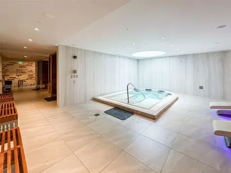 6801 Collins Avenue Miami Beach FL 33141
