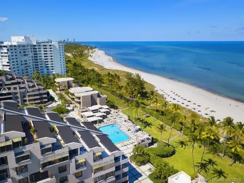 201 Crandon Boulevard Key Biscayne FL 33149