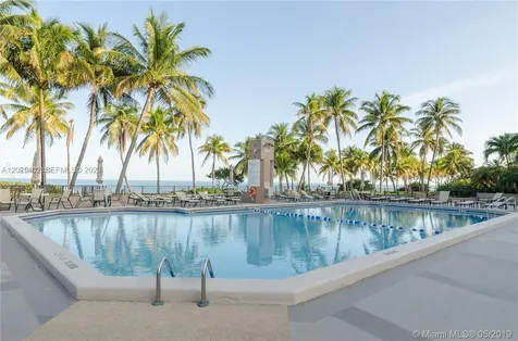 201 Crandon Boulevard Key Biscayne FL 33149