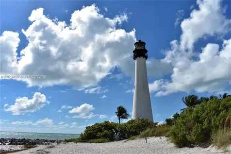 201 Crandon Boulevard Key Biscayne FL 33149