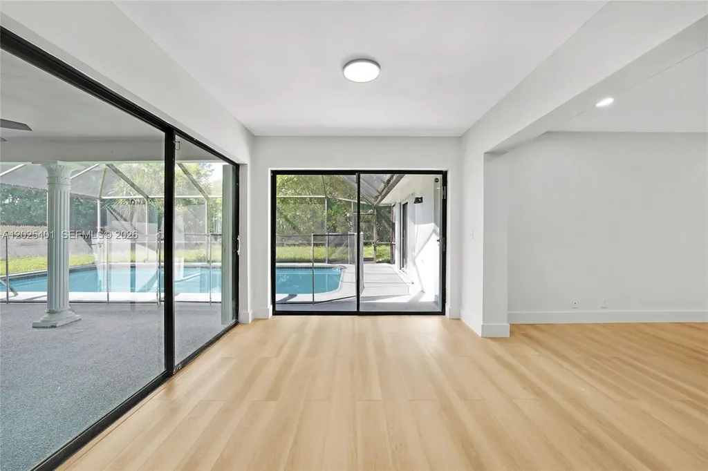 8475 NW 2nd Manor Coral Springs FL 33071