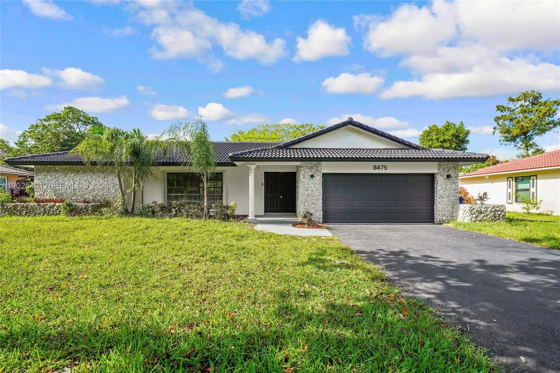 8475 NW 2nd Manor Coral Springs FL 33071